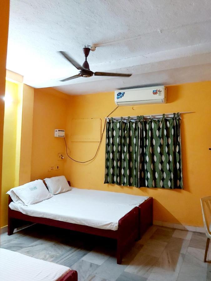 Raamlaxmi Guest House Chennai Exterior foto